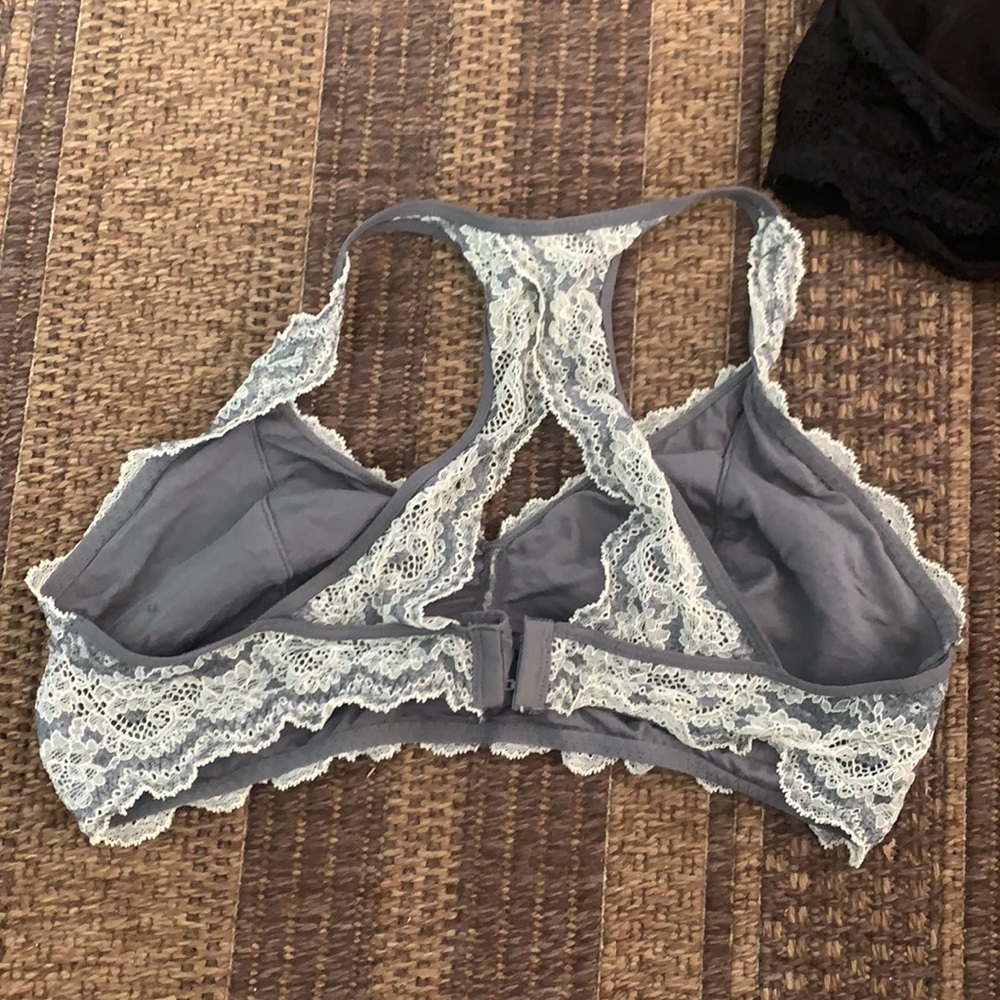 2 bralets - Picture 3 of 6